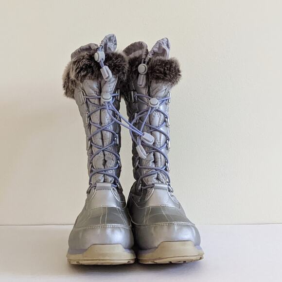 Lands' End Snowflake Insulated Winter Boots Size 2 Youth Silver 487526 - Picture 2 of 8